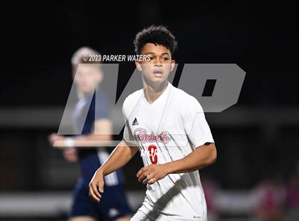 Thumbnail 3 in Teurlings Catholic @ Holy Cross (Div. II Regional Playoff) photogallery.