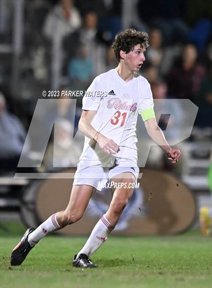 Thumbnail 3 in Teurlings Catholic @ Holy Cross (Div. II Regional Playoff) photogallery.