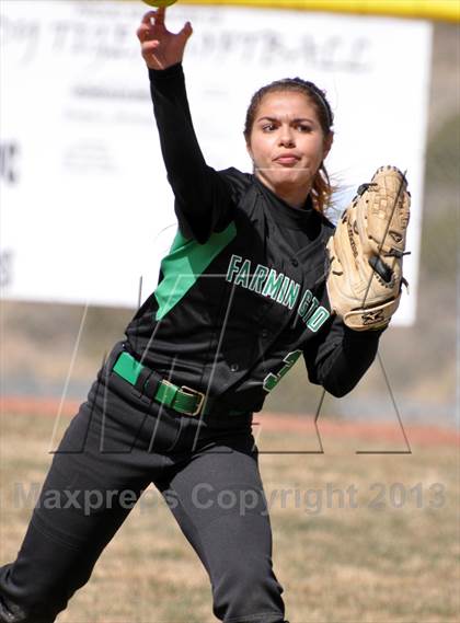 Thumbnail 1 in Farmington @ Aztec photogallery.