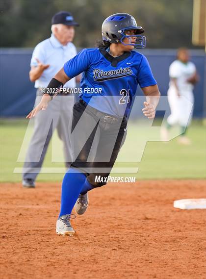 Thumbnail 2 in Riverview @ Sumner (FHSAA 7A District 7 Quarterfinal) photogallery.
