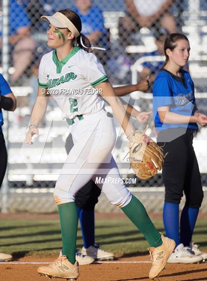 Thumbnail 1 in Riverview @ Sumner (FHSAA 7A District 7 Quarterfinal) photogallery.