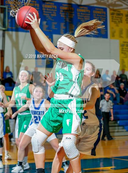 Thumbnail 2 in Hermann vs Blair Oaks photogallery.