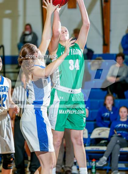 Thumbnail 3 in Hermann vs Blair Oaks photogallery.