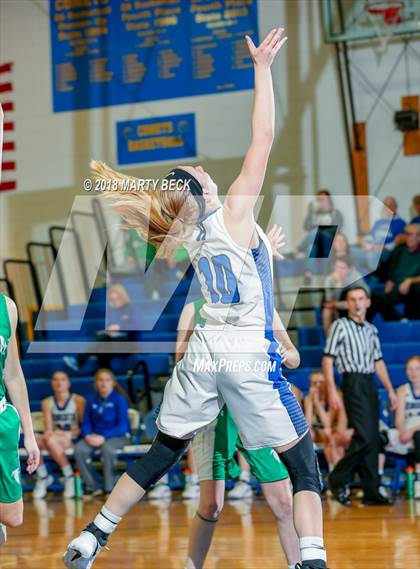 Thumbnail 2 in Hermann vs Blair Oaks photogallery.