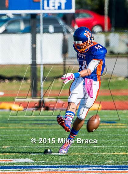 Thumbnail 1 in Haverhill @ Newton South (MIAA Division 2 North Quarterfinal) photogallery.