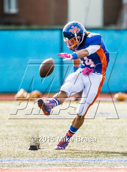 Thumbnail 2 in Haverhill @ Newton South (MIAA Division 2 North Quarterfinal) photogallery.