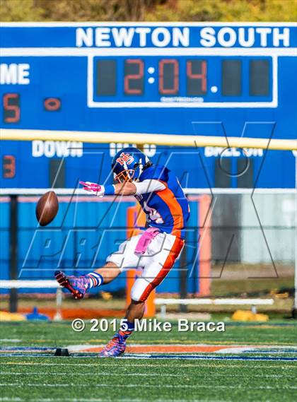 Thumbnail 2 in Haverhill @ Newton South (MIAA Division 2 North Quarterfinal) photogallery.