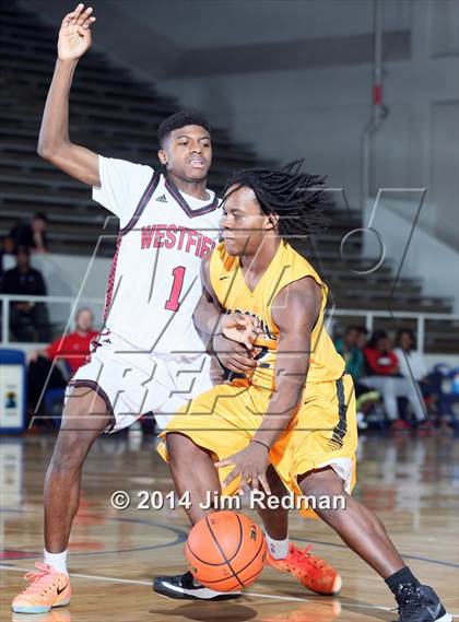 Thumbnail 3 in Fort Bend Marshall vs. Westfield (McDonald's Texas Invitational) photogallery.