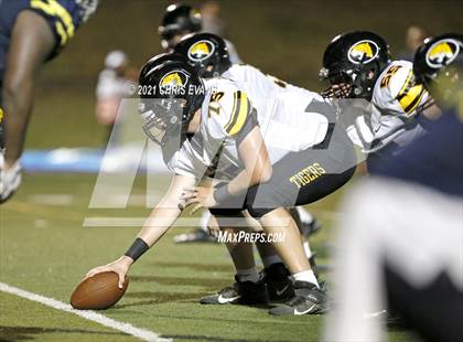 Thumbnail 2 in Hernando @ Lausanne Collegiate photogallery.