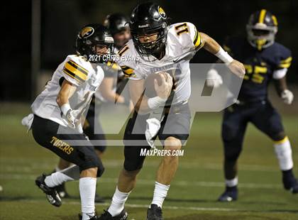 Thumbnail 1 in Hernando @ Lausanne Collegiate photogallery.