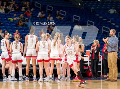 Thumbnail 3 in Holliday vs Columbus (UIL 3A Basketball Semifinal) photogallery.