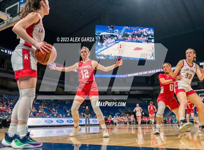 Thumbnail 1 in Holliday vs Columbus (UIL 3A Basketball Semifinal) photogallery.