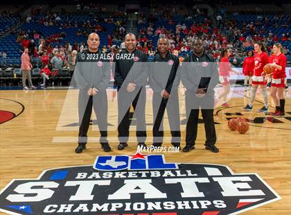 Thumbnail 3 in Holliday vs Columbus (UIL 3A Basketball Semifinal) photogallery.