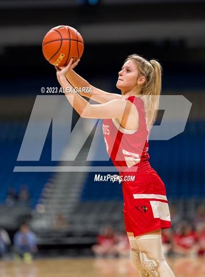 Thumbnail 2 in Holliday vs Columbus (UIL 3A Basketball Semifinal) photogallery.