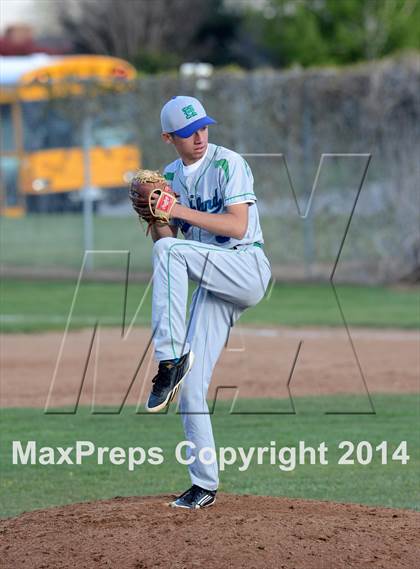 Thumbnail 3 in Highland @ Tehachapi photogallery.