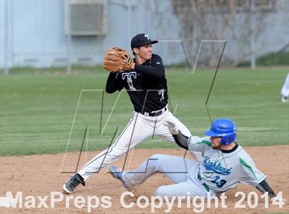 Thumbnail 1 in Highland @ Tehachapi photogallery.