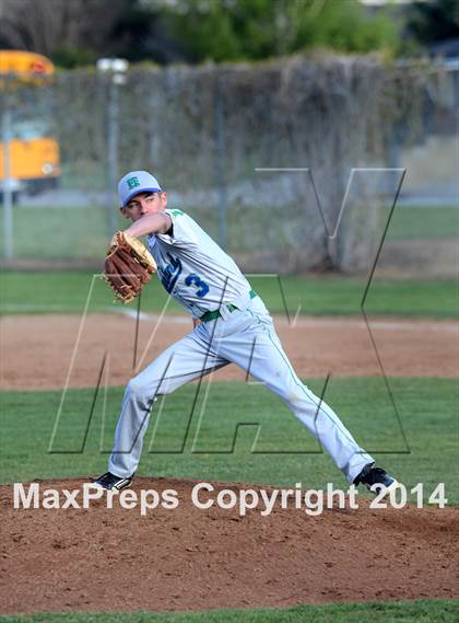 Thumbnail 1 in Highland @ Tehachapi photogallery.