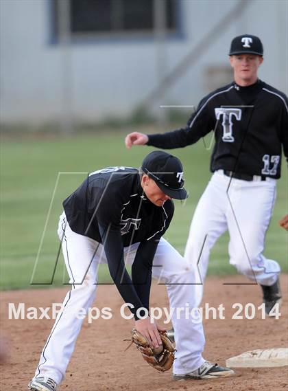 Thumbnail 1 in Highland @ Tehachapi photogallery.