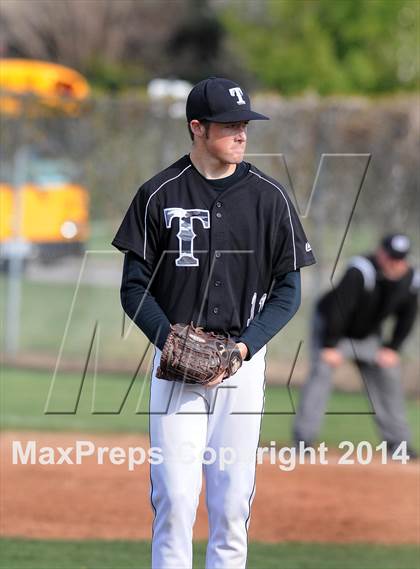 Thumbnail 2 in Highland @ Tehachapi photogallery.