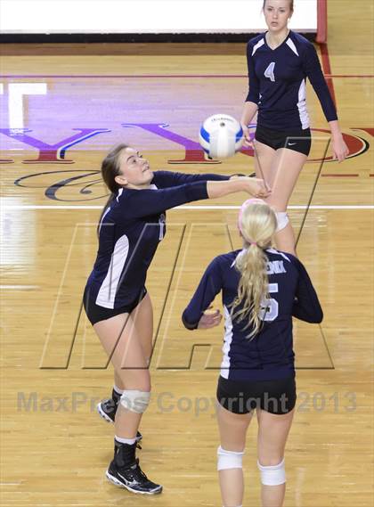Thumbnail 2 in Starmount vs. Raleigh Charter (NCHSAA 1A Final) photogallery.