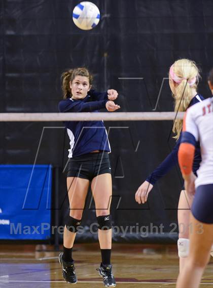 Thumbnail 3 in Starmount vs. Raleigh Charter (NCHSAA 1A Final) photogallery.