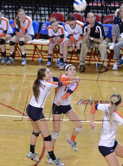 Thumbnail 2 in Starmount vs. Raleigh Charter (NCHSAA 1A Final) photogallery.