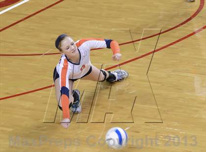Thumbnail 1 in Starmount vs. Raleigh Charter (NCHSAA 1A Final) photogallery.