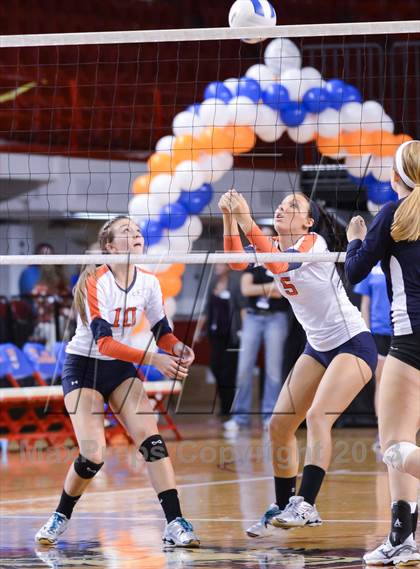 Thumbnail 1 in Starmount vs. Raleigh Charter (NCHSAA 1A Final) photogallery.