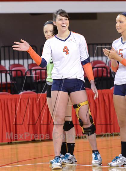 Thumbnail 3 in Starmount vs. Raleigh Charter (NCHSAA 1A Final) photogallery.