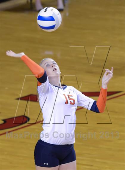 Thumbnail 1 in Starmount vs. Raleigh Charter (NCHSAA 1A Final) photogallery.