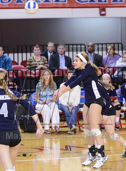 Thumbnail 2 in Starmount vs. Raleigh Charter (NCHSAA 1A Final) photogallery.