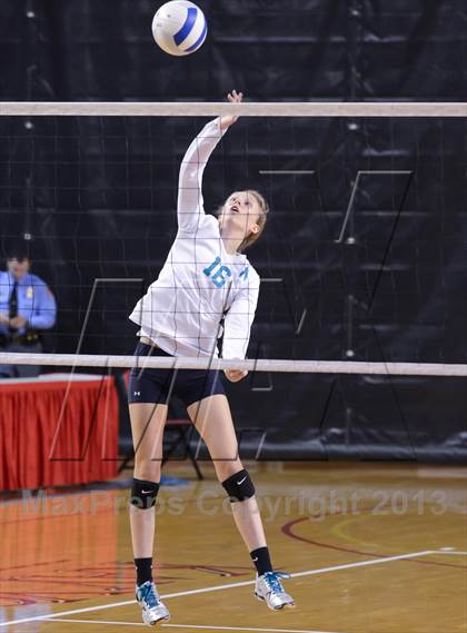 Thumbnail 1 in Starmount vs. Raleigh Charter (NCHSAA 1A Final) photogallery.