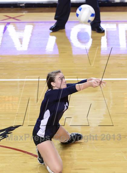 Thumbnail 1 in Starmount vs. Raleigh Charter (NCHSAA 1A Final) photogallery.