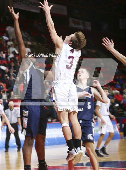 Thumbnail 2 in Southampton vs Our Lady of Lourdes (NYSPHSAA Class A Semifinal) photogallery.