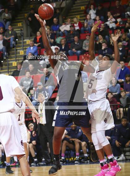 Thumbnail 2 in Southampton vs Our Lady of Lourdes (NYSPHSAA Class A Semifinal) photogallery.