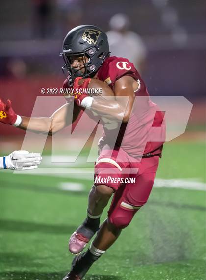 Thumbnail 2 in Oaks Christian vs. Regis Jesuit photogallery.