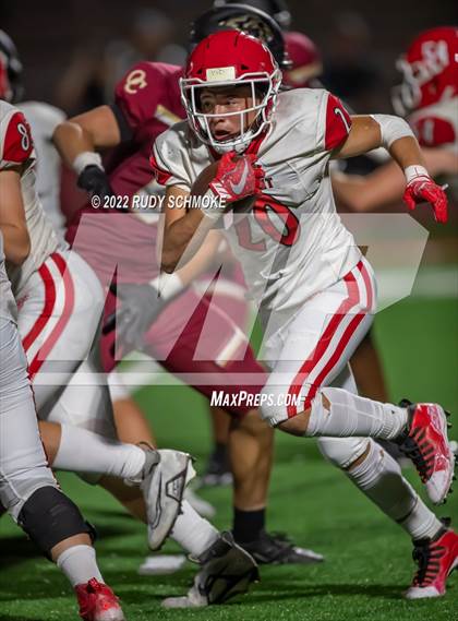 Thumbnail 2 in Oaks Christian vs. Regis Jesuit photogallery.