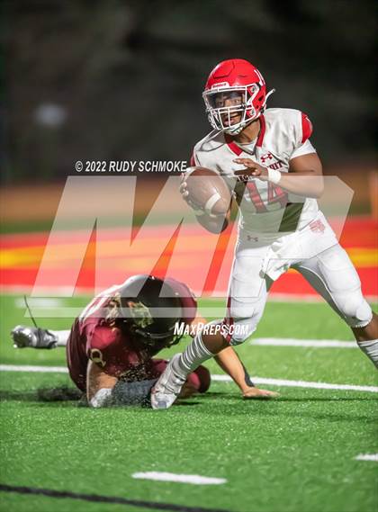 Thumbnail 2 in Oaks Christian vs. Regis Jesuit photogallery.