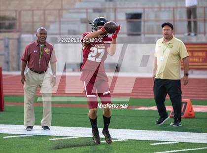 Thumbnail 2 in Oaks Christian vs. Regis Jesuit photogallery.