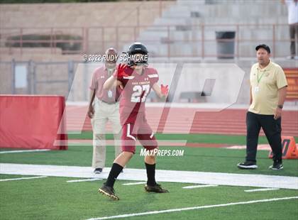 Thumbnail 3 in Oaks Christian vs. Regis Jesuit photogallery.