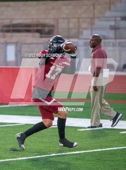 Thumbnail 2 in Oaks Christian vs. Regis Jesuit photogallery.