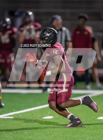 Thumbnail 1 in Oaks Christian vs. Regis Jesuit photogallery.