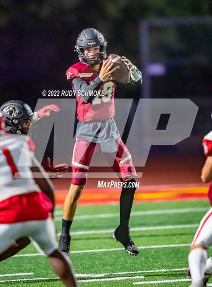 Thumbnail 1 in Oaks Christian vs. Regis Jesuit photogallery.