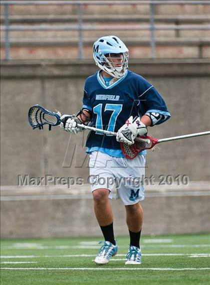 Thumbnail 3 in Medfield vs Hingham (MIAA Division 2 East Final) photogallery.