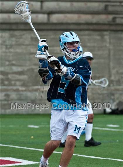 Thumbnail 3 in Medfield vs Hingham (MIAA Division 2 East Final) photogallery.