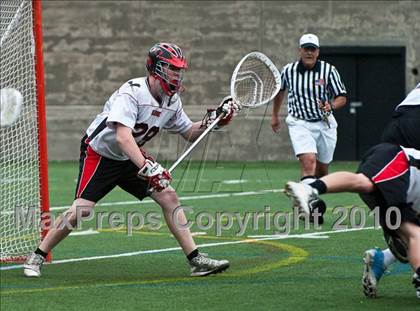 Thumbnail 2 in Medfield vs Hingham (MIAA Division 2 East Final) photogallery.