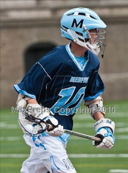 Thumbnail 2 in Medfield vs Hingham (MIAA Division 2 East Final) photogallery.