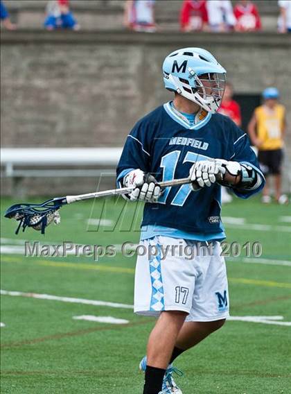 Thumbnail 3 in Medfield vs Hingham (MIAA Division 2 East Final) photogallery.