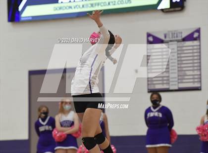 Thumbnail 3 in Pomona @ Arvada West photogallery.