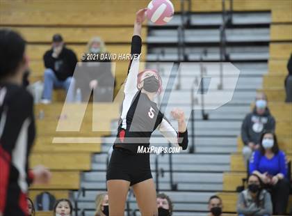 Thumbnail 2 in Pomona @ Arvada West photogallery.